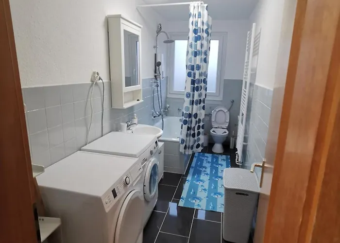 18 - Monteurwohnung Für 8 Personen *